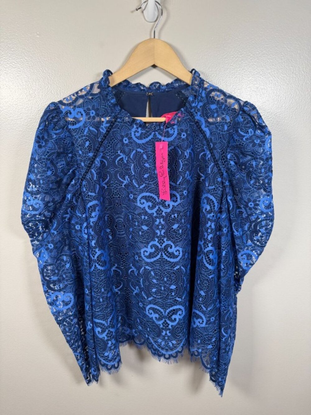 Lilly Pulitzer Averi Lace Long Sleeve Top Size Large Boca Blue Preppy Event - Picture 2 of 13